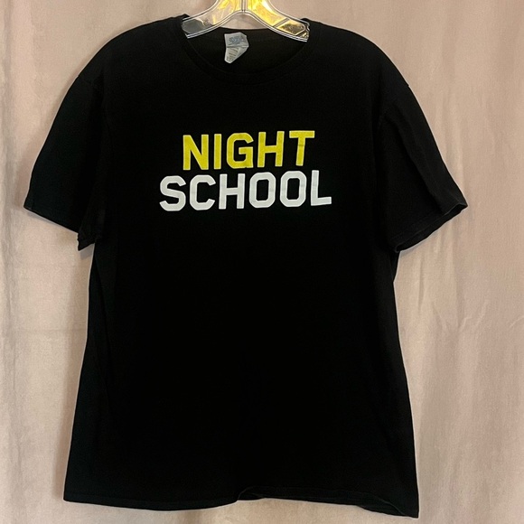 Delta Black Night School graphic tee men’s large #delta #deltaringspun - Picture 1 of 3